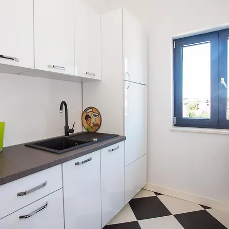 Apartment Black & White Rovinj