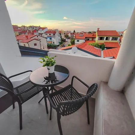 Apartment Black & White Rovinj